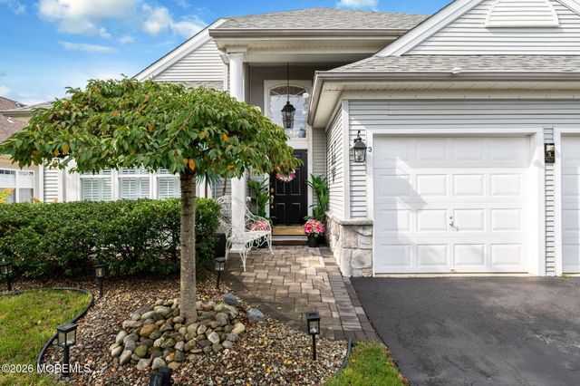 3 Gascony Circle, Manchester, NJ 08759