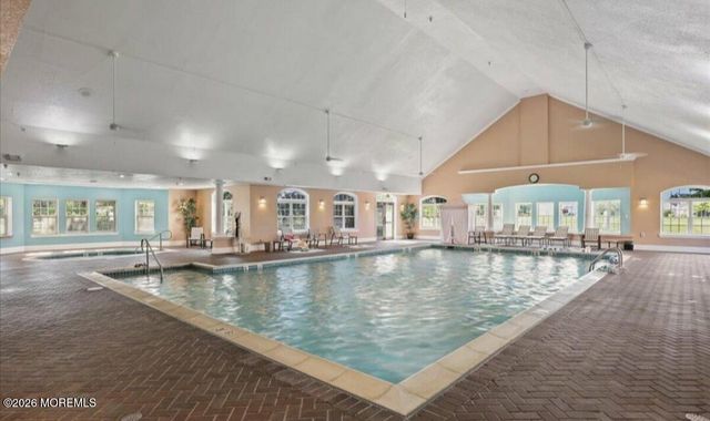 3 Gascony Circle, Manchester, NJ 08759