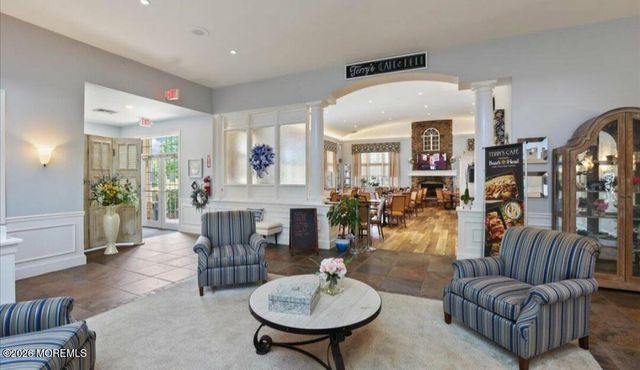 3 Gascony Circle, Manchester, NJ 08759