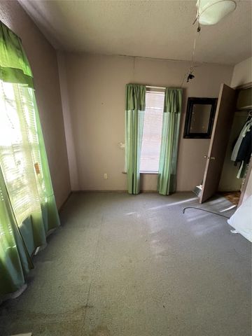 210 Colorado W, Millsap, TX 76066