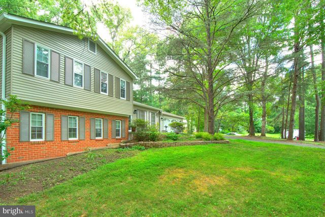 2405 EARLSGATE CT, Reston, VA 20191
