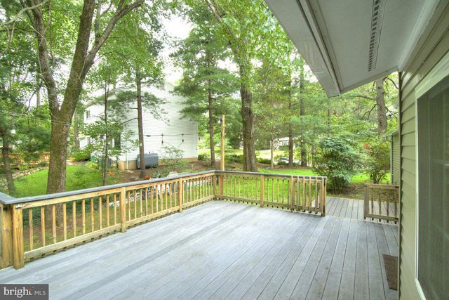 2405 EARLSGATE CT, Reston, VA 20191