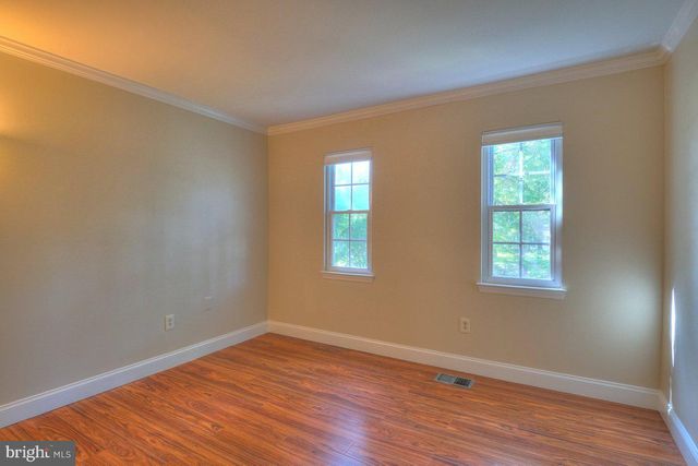 2405 EARLSGATE CT, Reston, VA 20191
