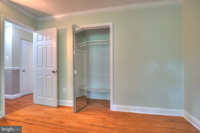 2405 EARLSGATE CT, Reston, VA 20191