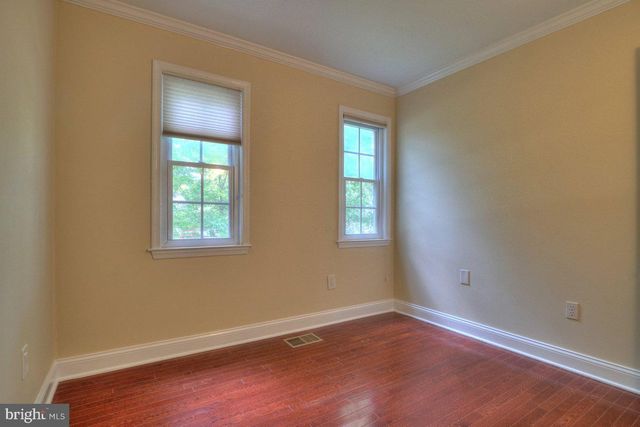 2405 EARLSGATE CT, Reston, VA 20191