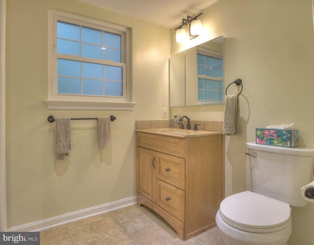 2405 EARLSGATE CT, Reston, VA 20191