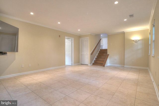 2405 EARLSGATE CT, Reston, VA 20191