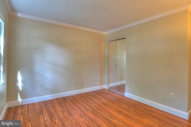 2405 EARLSGATE CT, Reston, VA 20191