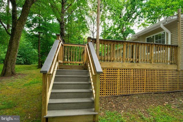 2405 EARLSGATE CT, Reston, VA 20191