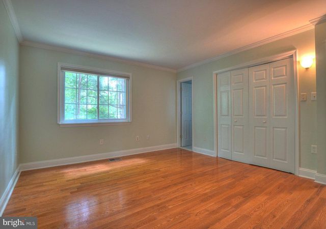 2405 EARLSGATE CT, Reston, VA 20191