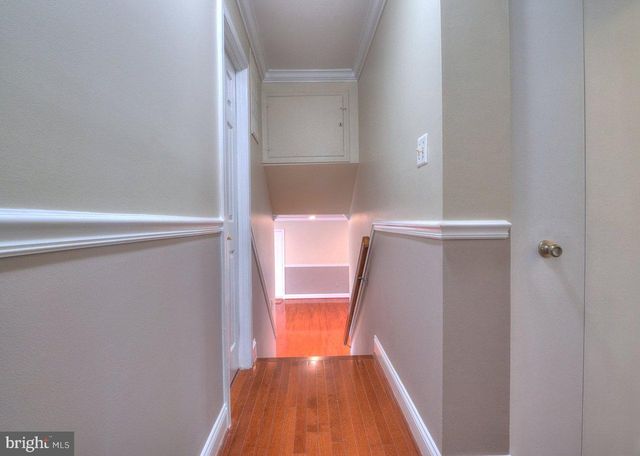 2405 EARLSGATE CT, Reston, VA 20191