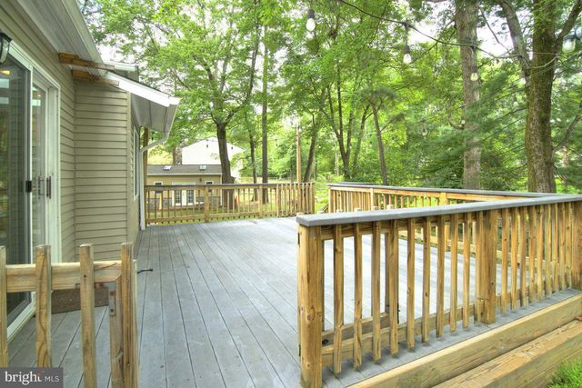 2405 EARLSGATE CT, Reston, VA 20191