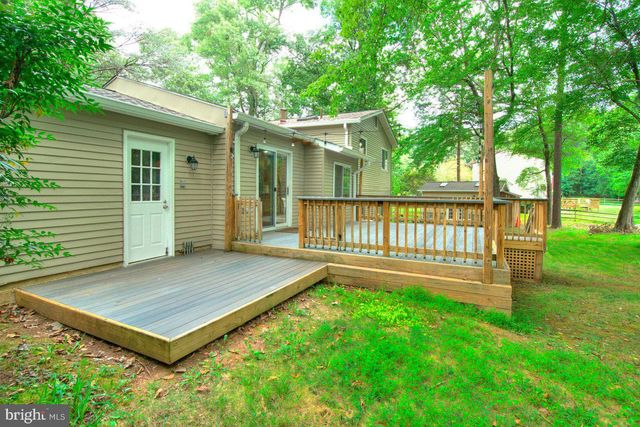 2405 EARLSGATE CT, Reston, VA 20191
