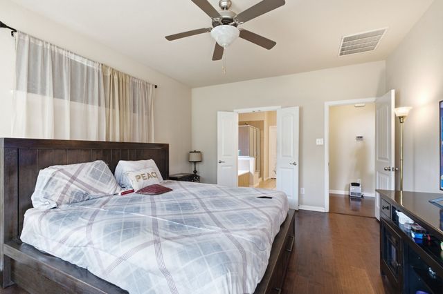 3052 Seabrook Drive, Little Elm, TX 75068