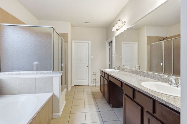 3052 Seabrook Drive, Little Elm, TX 75068