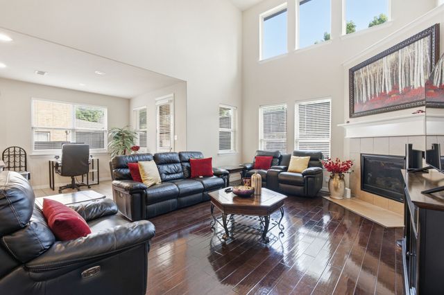 3052 Seabrook Drive, Little Elm, TX 75068