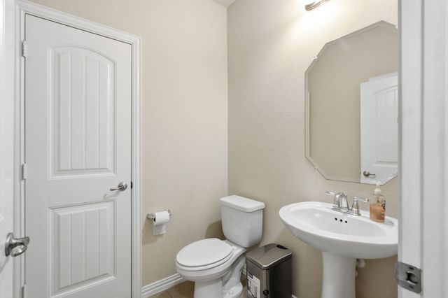 3052 Seabrook Drive, Little Elm, TX 75068