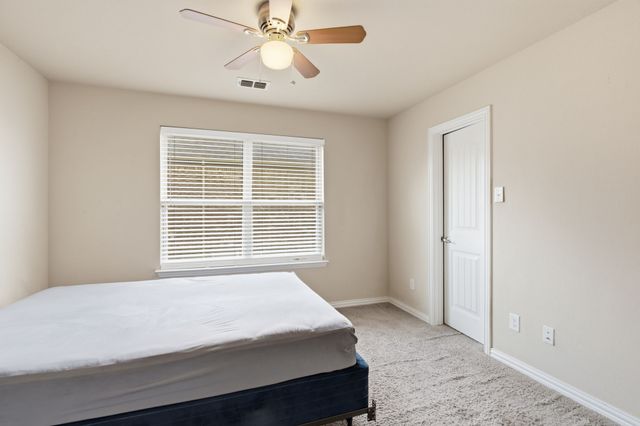 3052 Seabrook Drive, Little Elm, TX 75068