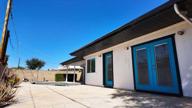 8637 E KEIM Drive, Scottsdale, AZ 85250