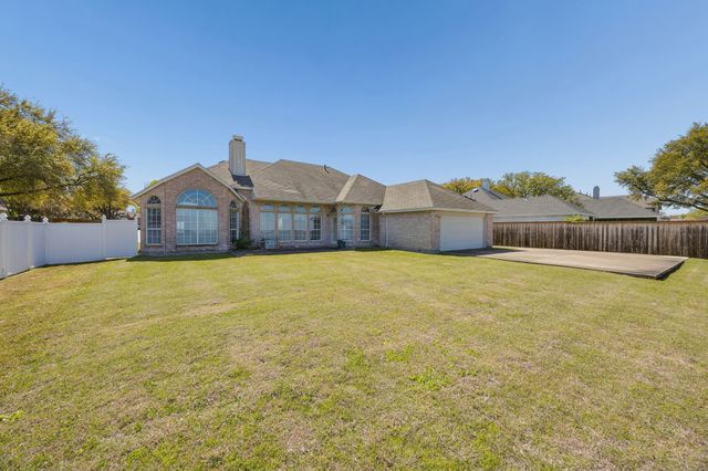 9001 Briarcrest Drive, Rowlett, TX 75089