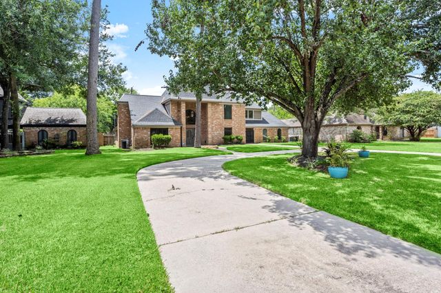 17627 Macrantha Drive, Spring, TX 77379