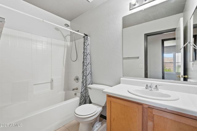 2585 E HARRISON Court, Gilbert, AZ 85295