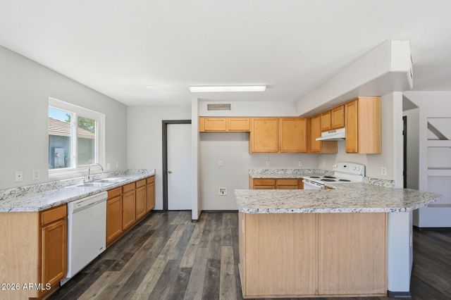 2585 E HARRISON Court, Gilbert, AZ 85295