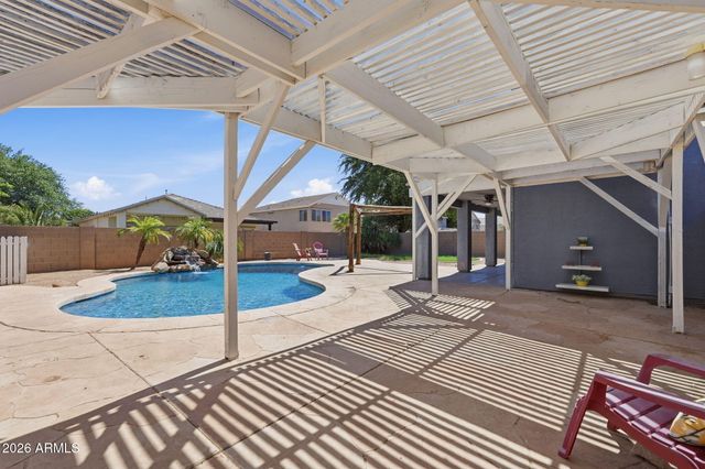 2585 E HARRISON Court, Gilbert, AZ 85295