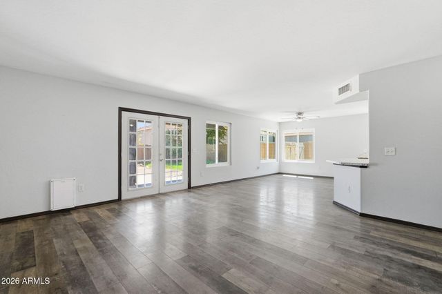 2585 E HARRISON Court, Gilbert, AZ 85295