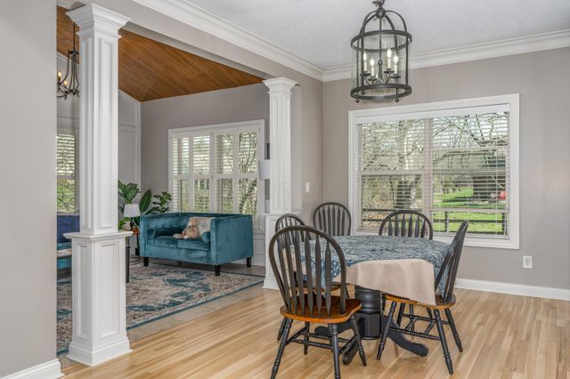 992 Elderberry Loop, Delaware, OH 43015