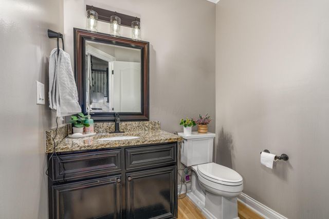 992 Elderberry Loop, Delaware, OH 43015