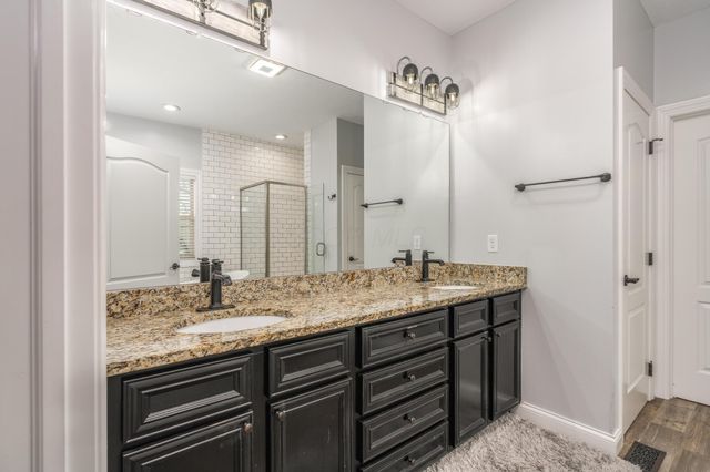 992 Elderberry Loop, Delaware, OH 43015