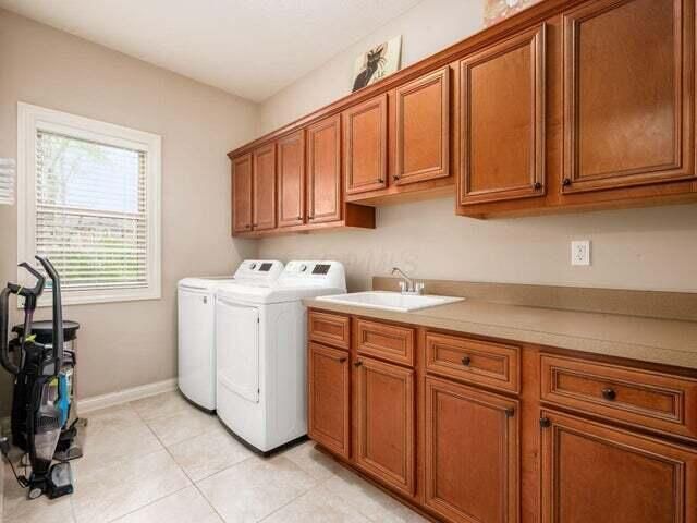 992 Elderberry Loop, Delaware, OH 43015