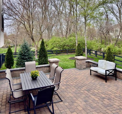 992 Elderberry Loop, Delaware, OH 43015