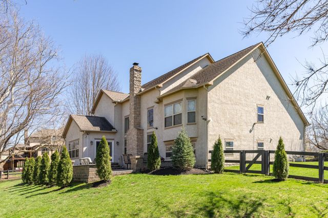 992 Elderberry Loop, Delaware, OH 43015