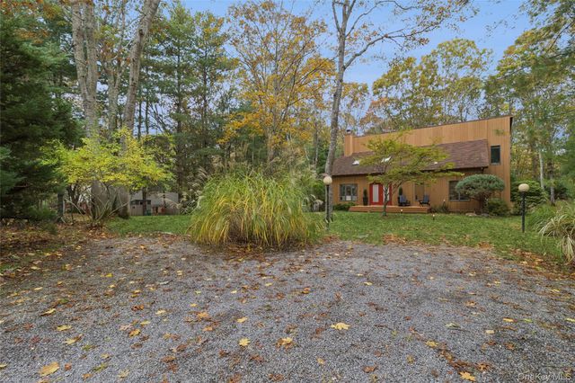 15 Mount Misery Drive, Sag Harbor, NY 11963