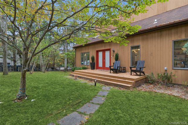 15 Mount Misery Drive, Sag Harbor, NY 11963