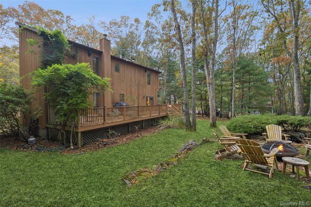 15 Mount Misery Drive, Sag Harbor, NY 11963