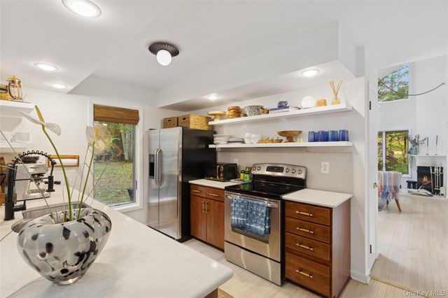 15 Mount Misery Drive, Sag Harbor, NY 11963