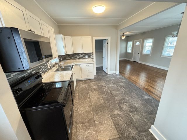 1404 Debow St, Old Hickory, TN 37138