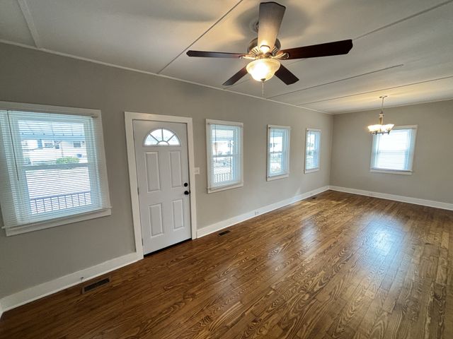 1404 Debow St, Old Hickory, TN 37138