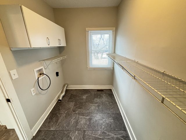 1404 Debow St, Old Hickory, TN 37138