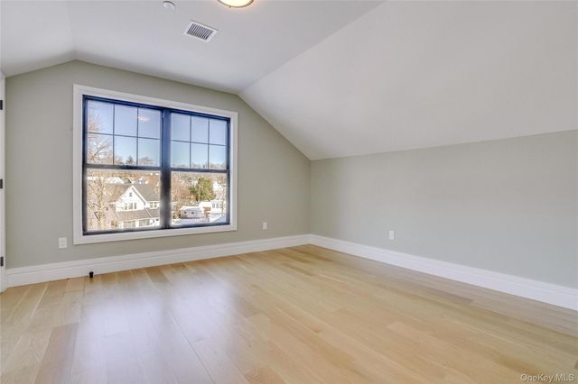 80 Brookdale Avenue, New Rochelle, NY 10801