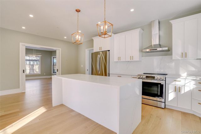 80 Brookdale Avenue, New Rochelle, NY 10801