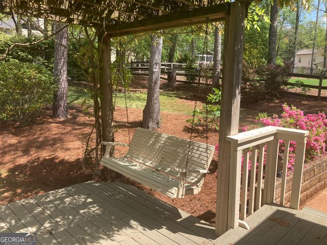 863 Fairwood Pointe NW, Acworth, GA 30101