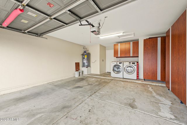 3039 E BLACKHAWK Drive, Phoenix, AZ 85050