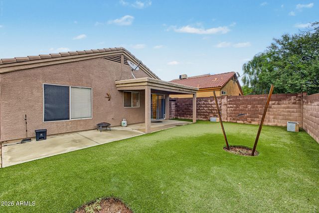 3039 E BLACKHAWK Drive, Phoenix, AZ 85050