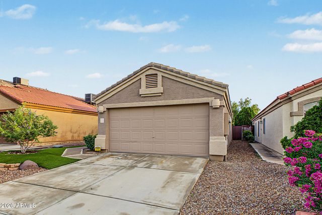 3039 E BLACKHAWK Drive, Phoenix, AZ 85050