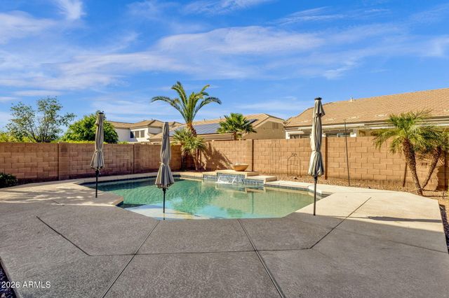 2952 E DENNISPORT Avenue, Gilbert, AZ 85295