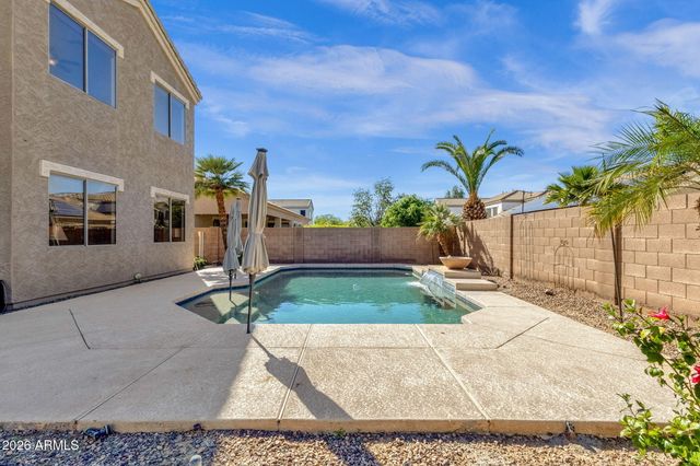 2952 E DENNISPORT Avenue, Gilbert, AZ 85295